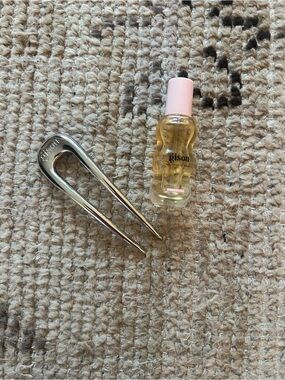 GISOU Honey Infused Hair Perfume Wildflower Honey + Hair Clip NEW